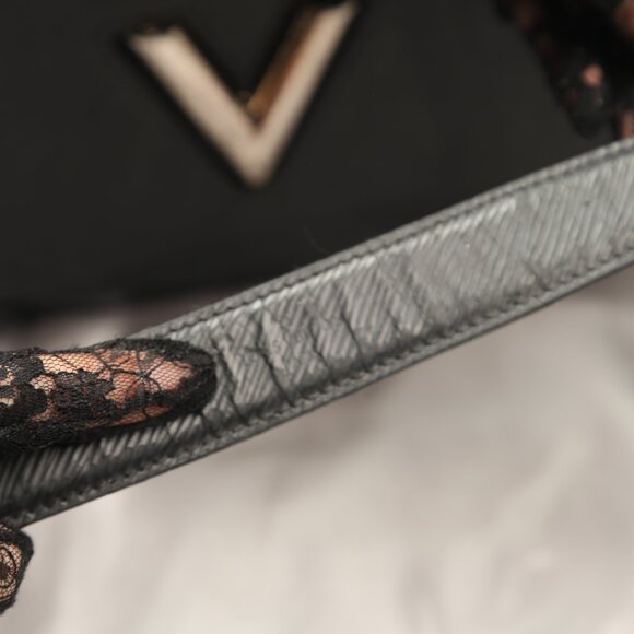 Louis Vuitton Epi Shoulder Bag Twist MM Crossbody - Picture 8 of 13